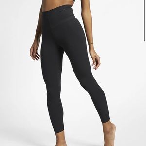 Nike Sculpt Luxe 7/8 Tight *Never Worn*